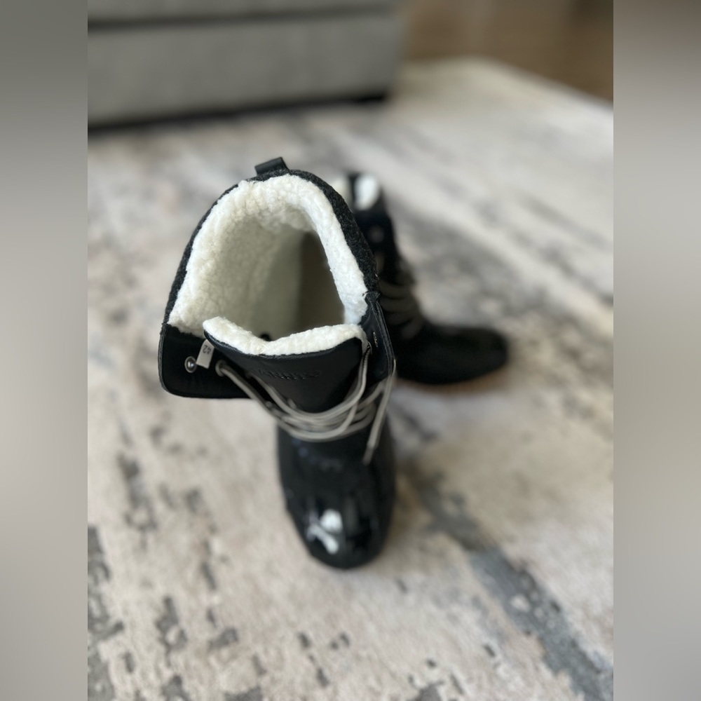 Snow/Rain Boots ❄️🌧️ | NEW - Picture 4 of 9